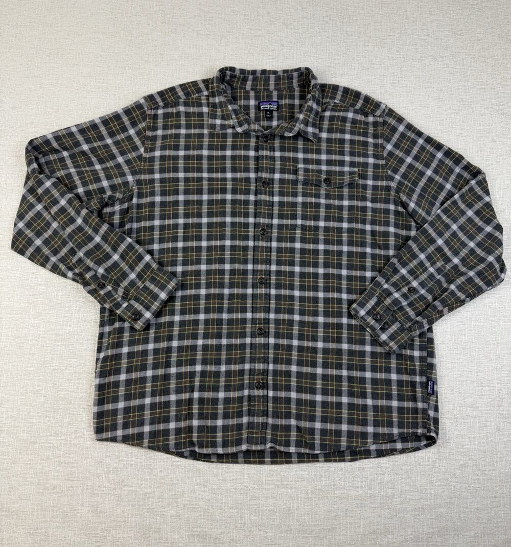 Patagonia Men’s XL Organic Cotton Plaid Flannel Long Sleeve Button Shirt